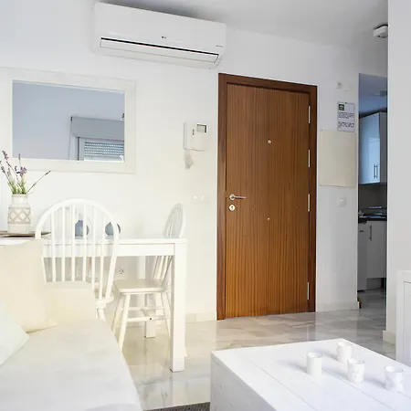 Hello Flat Salitre I * Μάλαγα